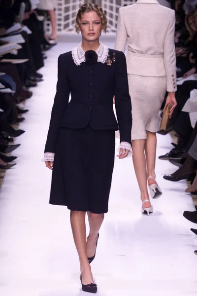 Look 7